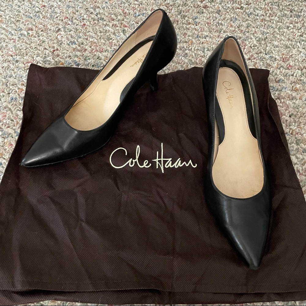 Cole Haan kitten heels size 8